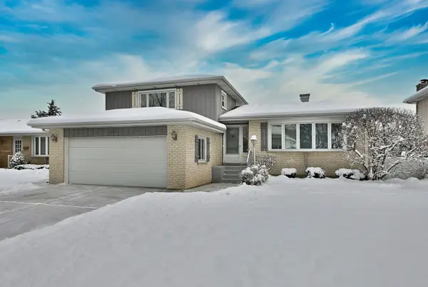 231 N Flora Parkway, Addison, IL 60101