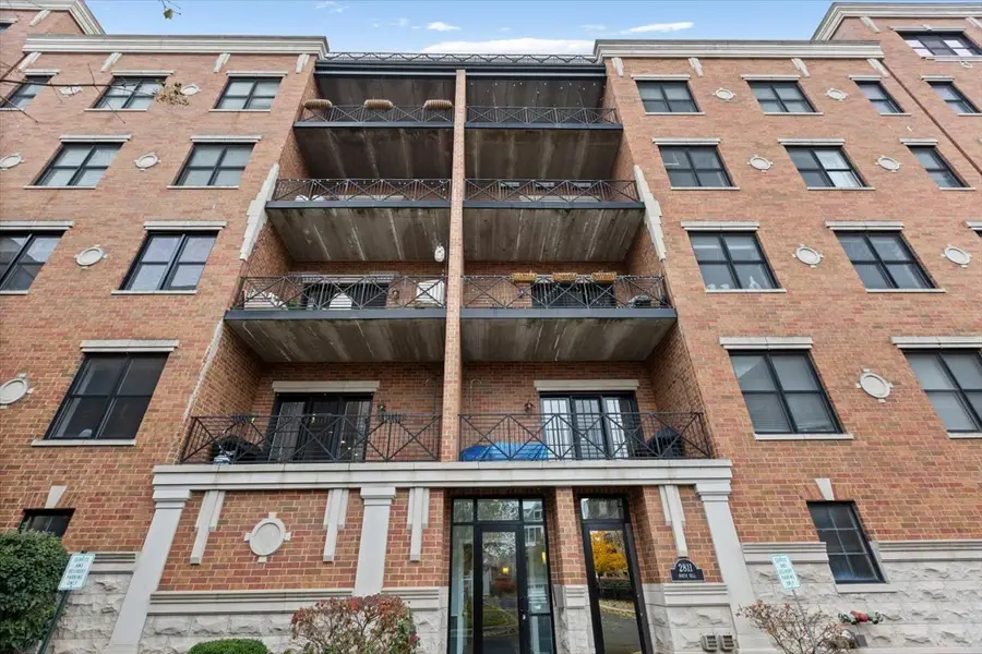 2811 N Bell Avenue #202, Chicago, IL 60618 - Image #2