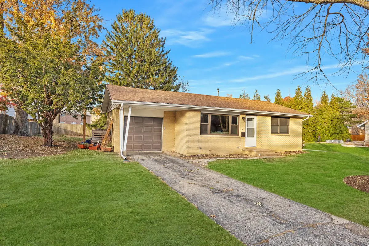 200 W Summit Street, Normal, IL 61761 - Image #1