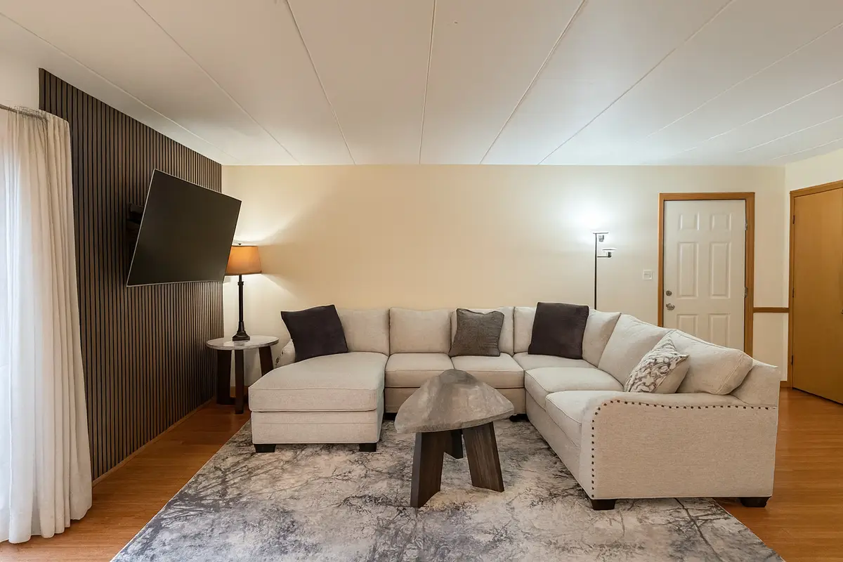 9250 Beloit Avenue #104, Bridgeview, IL 60455 - Image #1