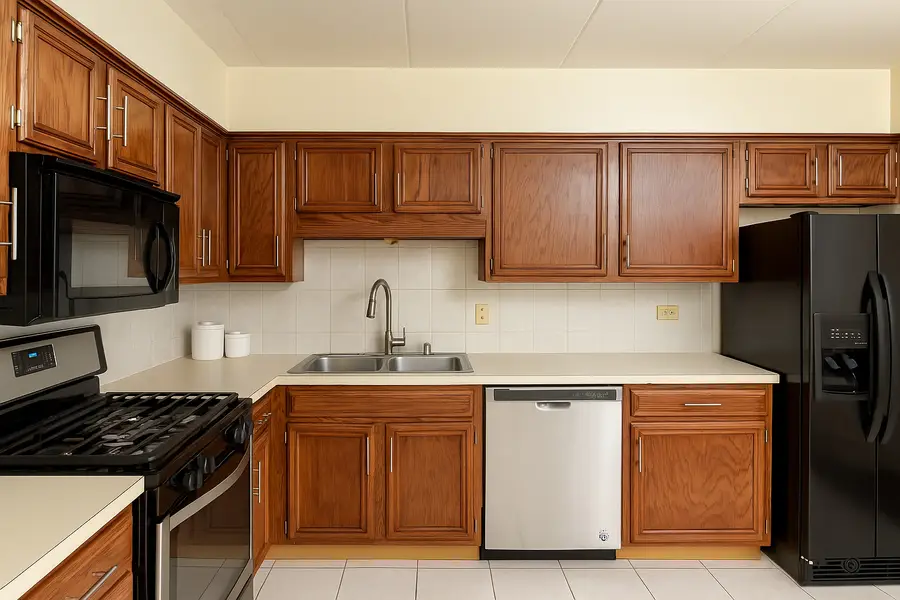 9250 Beloit Avenue #104, Bridgeview, IL 60455 - Image #3