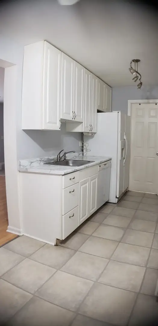 354 Creekside Drive, Vernon Hills, IL 60061 - Image #3