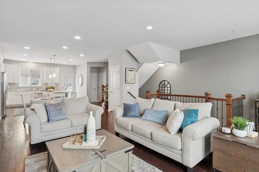 904 Coletta Circle, Naperville, IL 60563 - Image #3