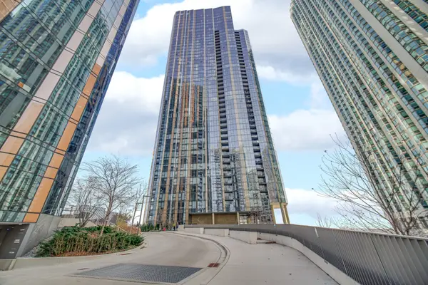 211 N Harbor Drive #1207, Chicago, IL 60601