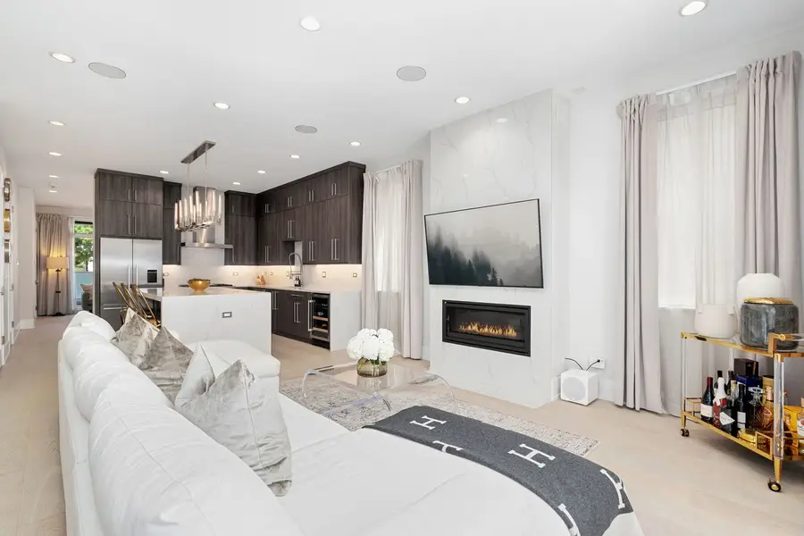 1848 N California Avenue #1, Chicago, IL 60647 - Image #2