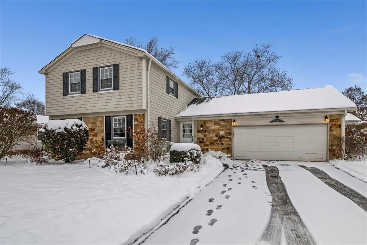 440 Burnt Ember Lane, Buffalo Grove, IL 60089 - Image #1
