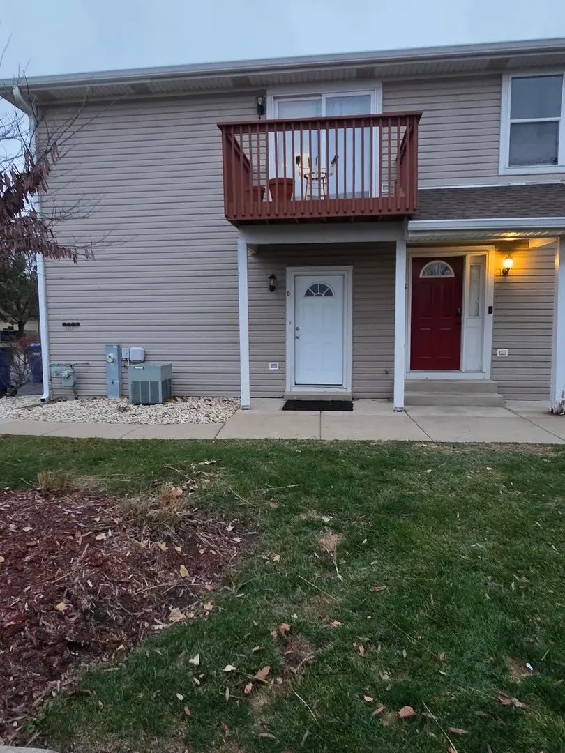 12245 Fairway Circle #D, Blue Island, IL 60406 - Image #1