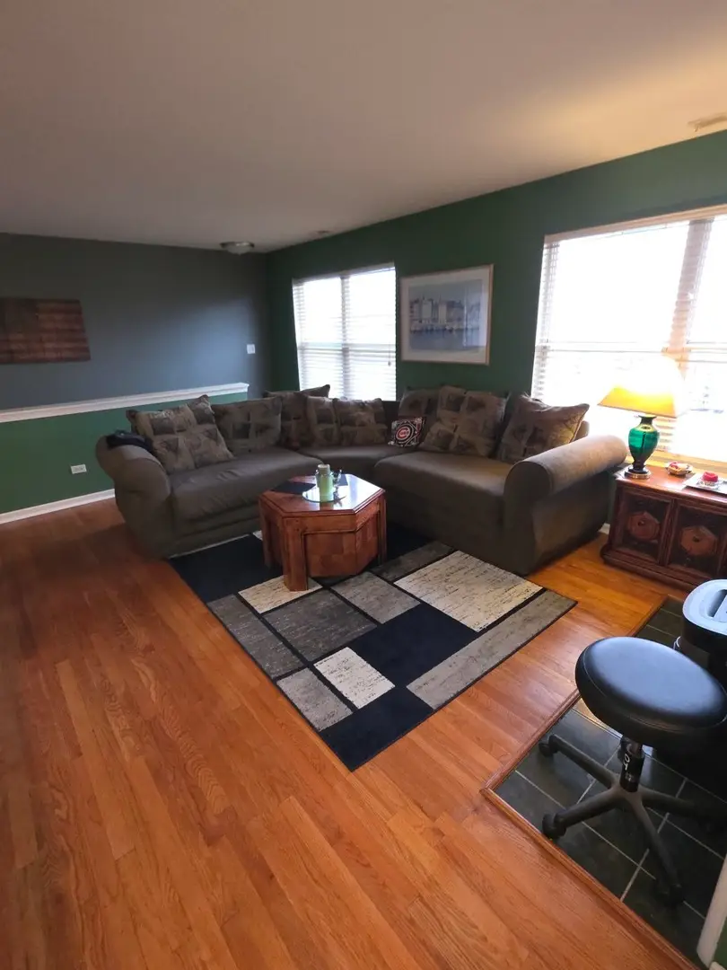 12245 Fairway Circle #D, Blue Island, IL 60406 - Image #3