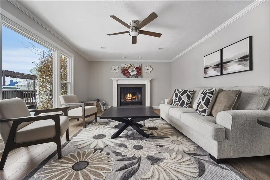 10 Prenzler Drive, Bloomington, IL 61704 - Image #3