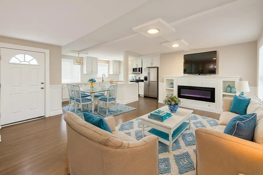 14314 Minerva Avenue, Dolton, IL 60419 - Image #2