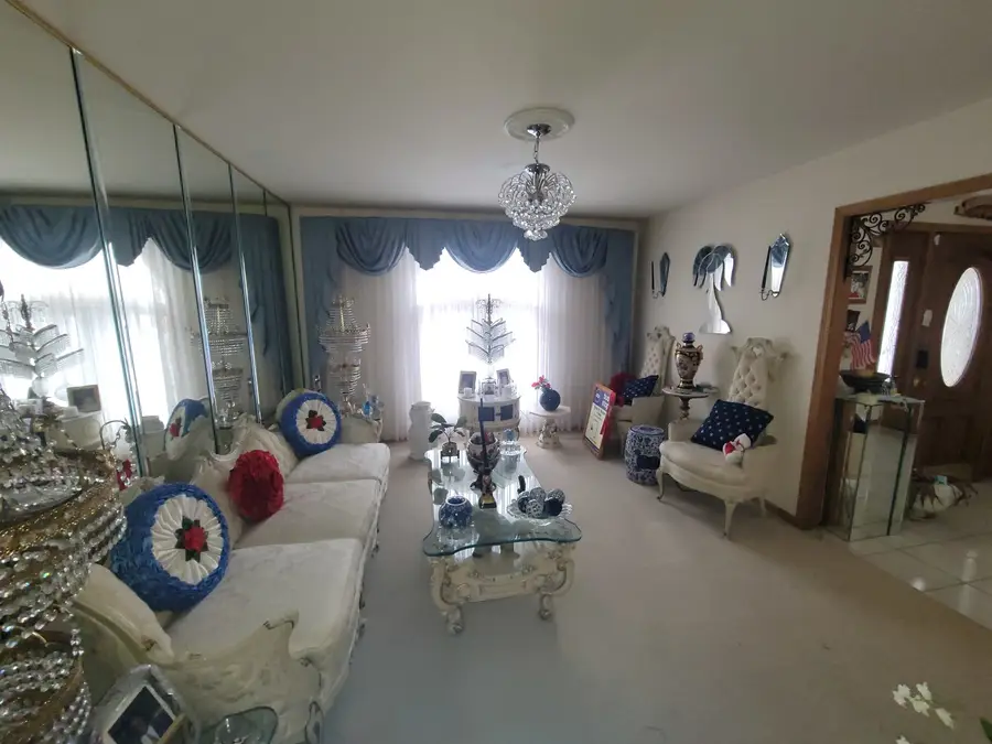 3246 E Forestview Trail, Crete, IL 60417 - Image #2