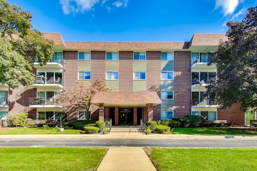 1025 S Fernandez Avenue #3B, Arlington Heights, IL 60005 - Image #2