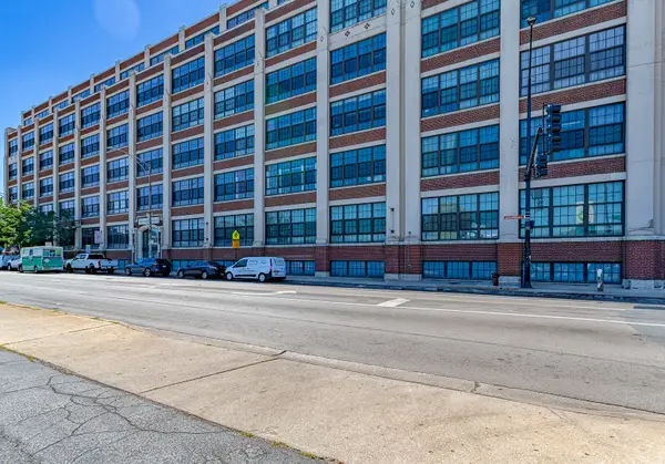 3963 W Belmont Avenue #606, Chicago, IL 60618
