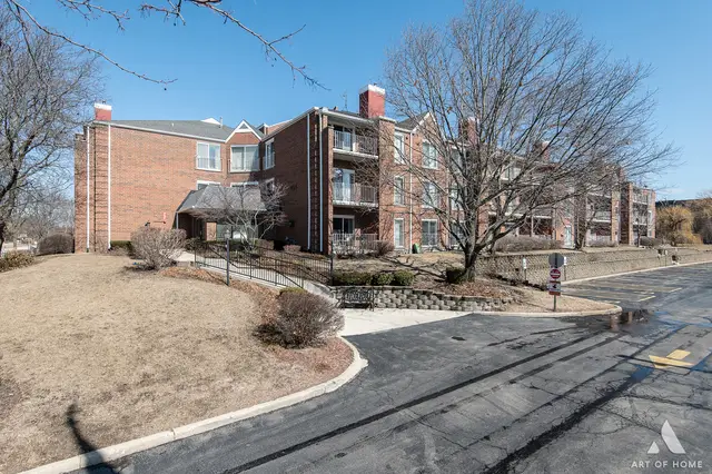 805 Leicester Road #320, Elk Grove Village, IL 60007 - Image #1