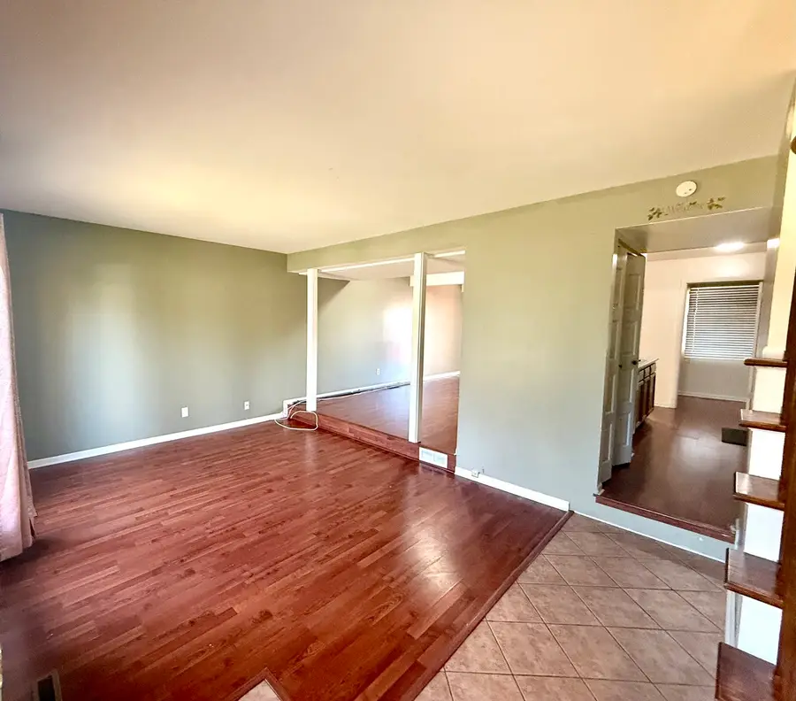 13 Pioneer Park Place, Elgin, IL 60123 - Image #3