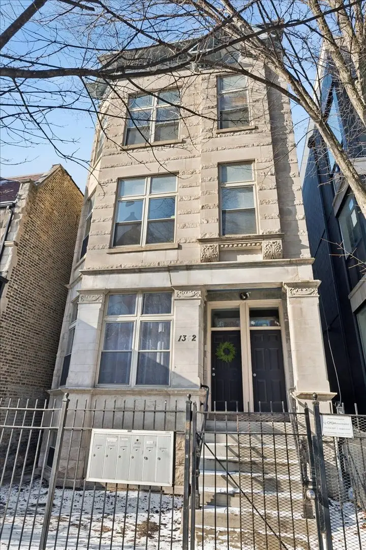 1342 N Claremont Avenue #1F, Chicago, IL 60622 - Image #1