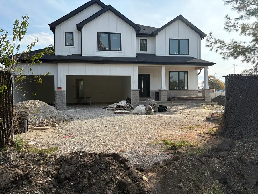 11025 Mcvicker Avenue, Chicago Ridge, IL 60415 - Image #2