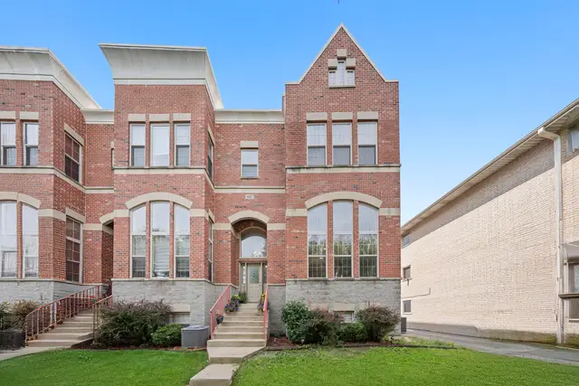 6637 W 64th Place, Chicago, IL 60638 - Image #2
