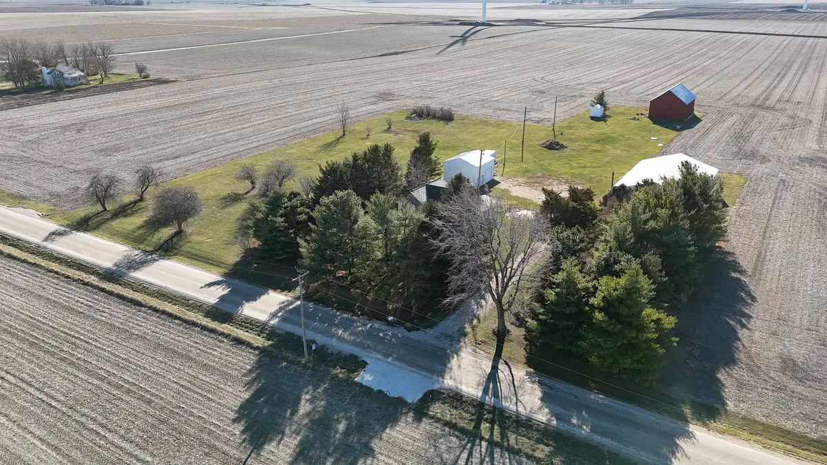 2913 County Road 1700 N, Minonk, IL 61760 - Image #1