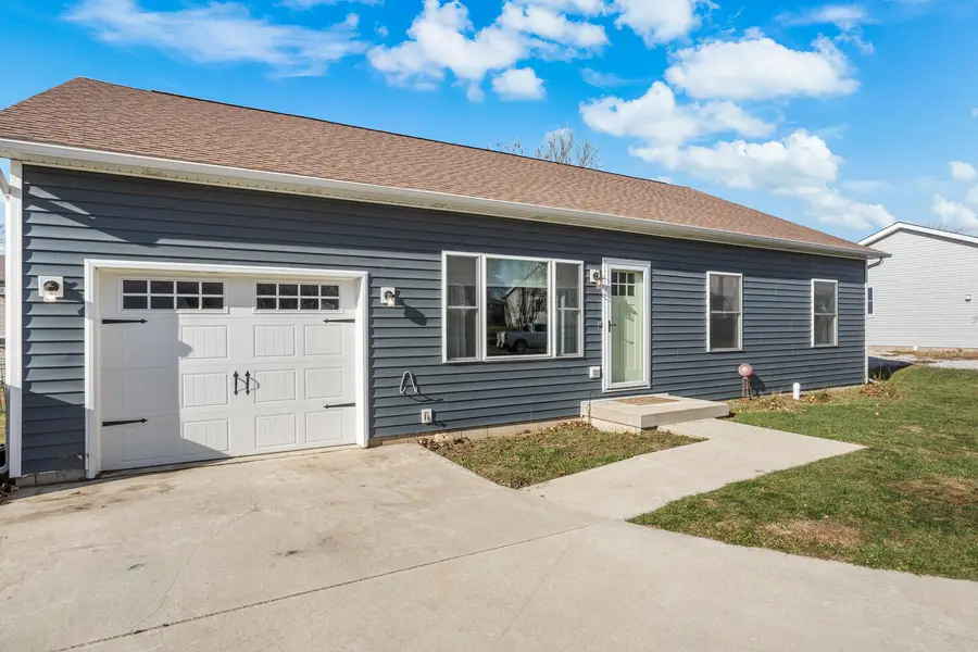 401 Tamula Drive, Mahomet, IL 61853 - Image #3