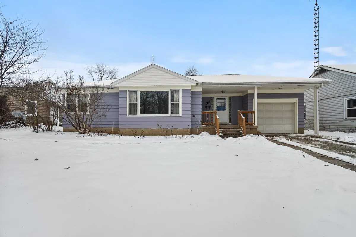 819 Maple Avenue, Minonk, IL 61760 - Image #1