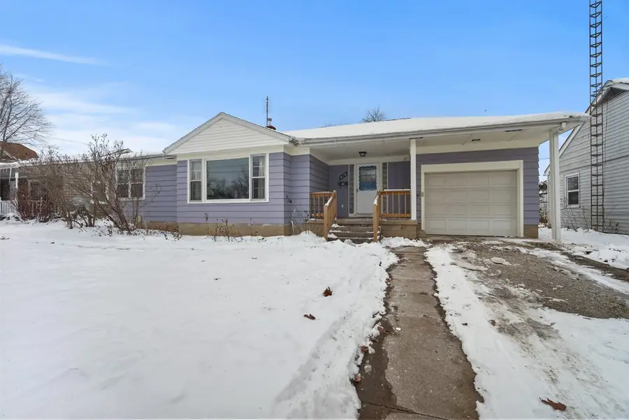 819 Maple Avenue, Minonk, IL 61760 - Image #2
