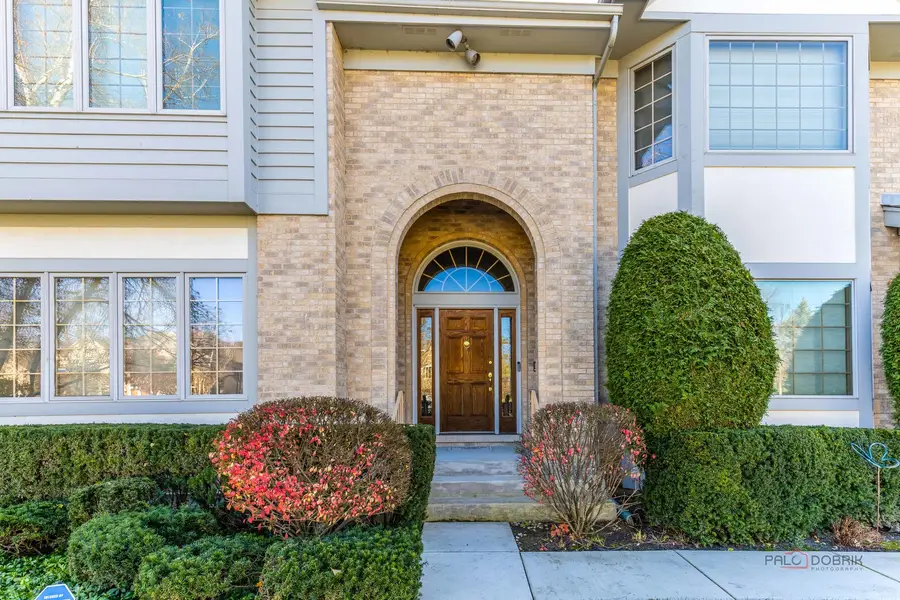 395 Blue Ash Drive, Buffalo Grove, IL 60089 - Image #3