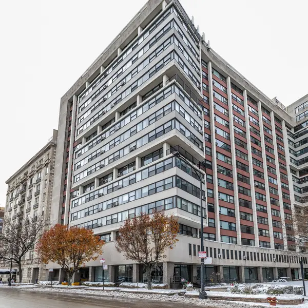 3420 N Lake Shore Drive #14LM, Chicago, IL 60657