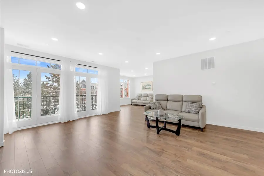 640 Mchenry Road #301, Wheeling, IL 60090 - Image #3