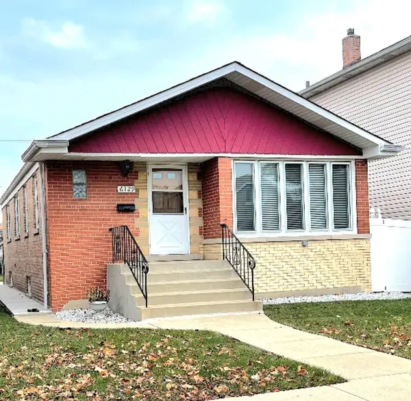 6129 S Parkside Avenue, Chicago, IL 60638