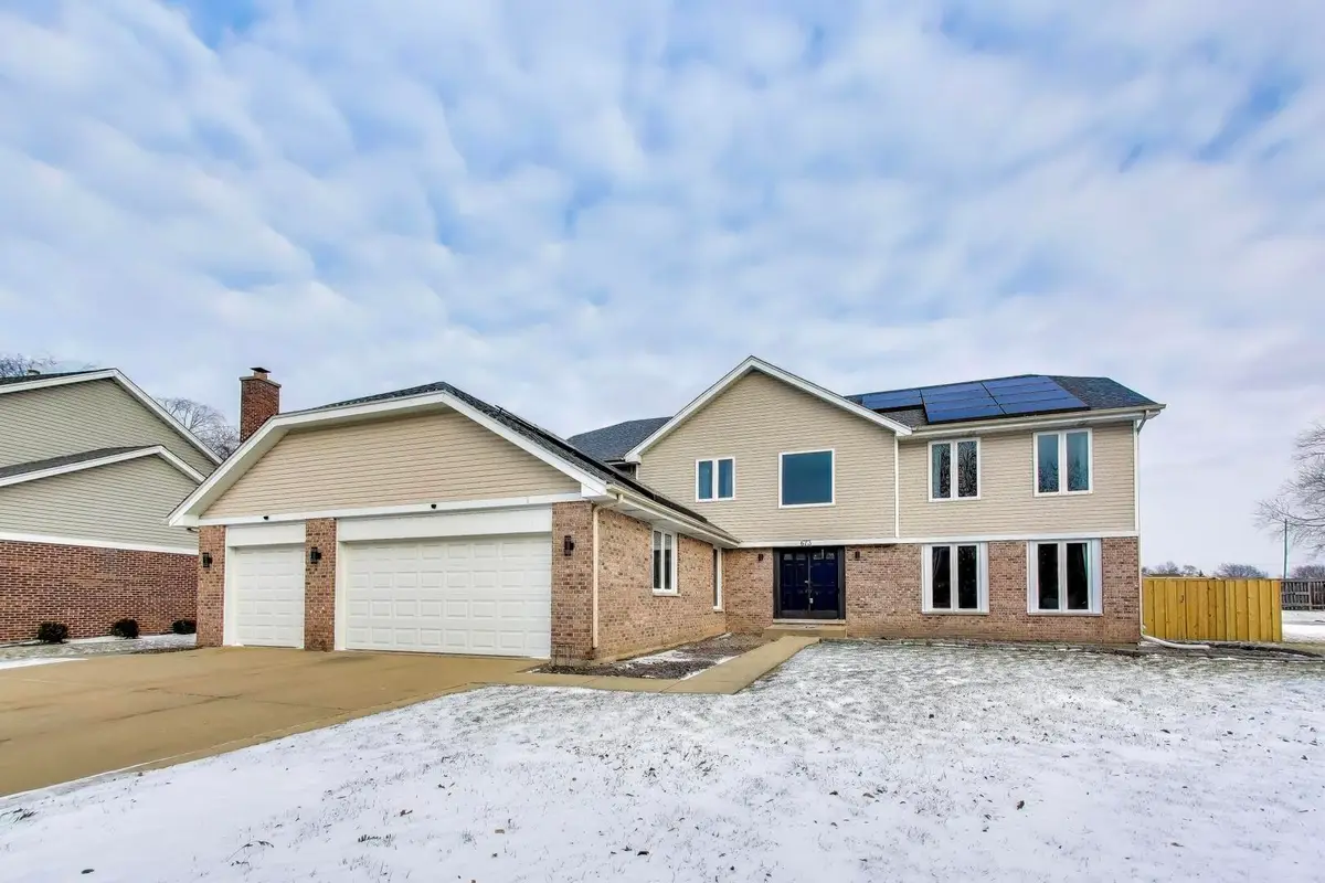 673 N Newkirk Lane, Palatine, IL 60074 - Image #1