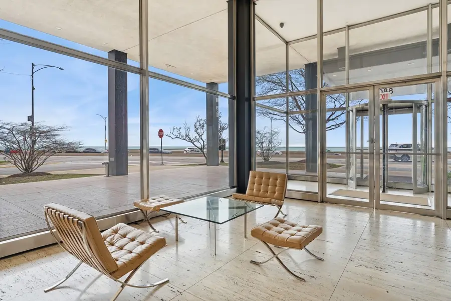 880 N Lake Shore Drive #16DH, Chicago, IL 60611 - Image #2