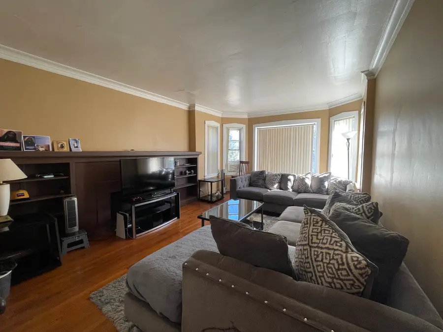 7846 S Evans Avenue, Chicago, IL 60619 - Image #2