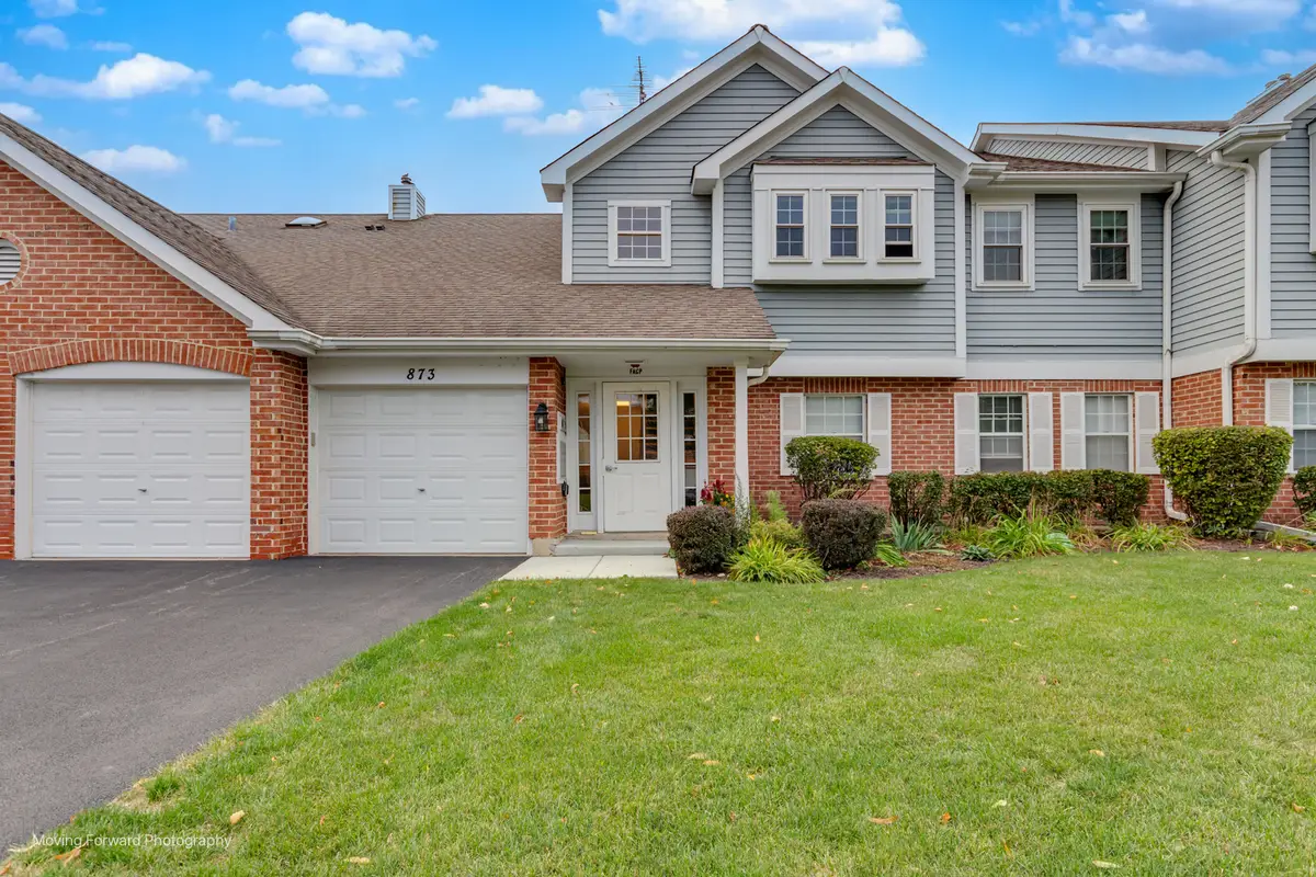 873 Quin Court #202, Naperville, IL 60563 - Image #1