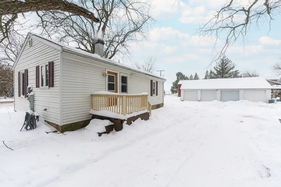 Address Withheld By Seller, Malta, IL 60150 - Image #3