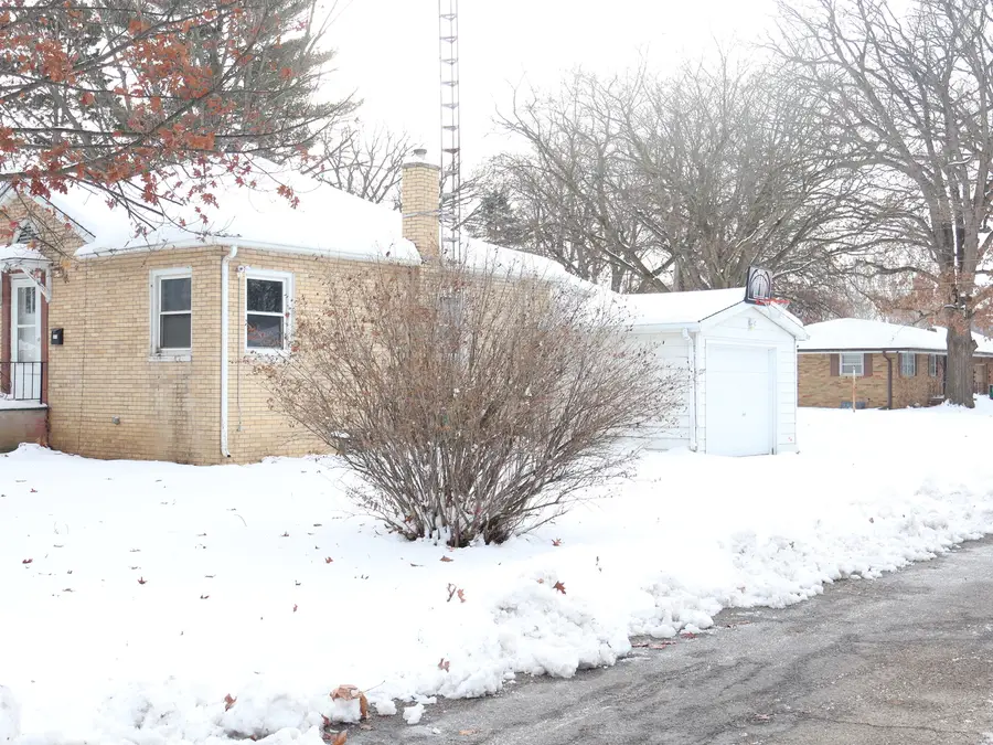 511 W Boys Street, Streator, IL 61364 - Image #2