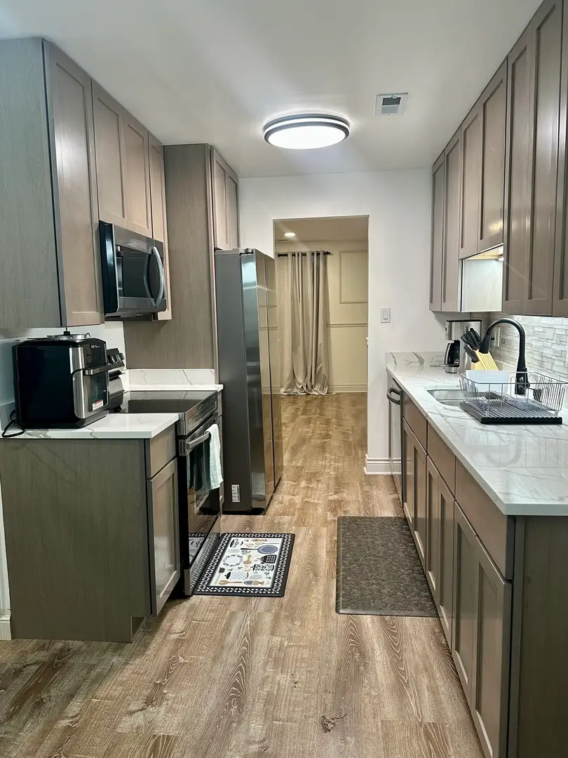 2807 Glenwood Lansing Road #212, Lynwood, IL 60411 - Image #3