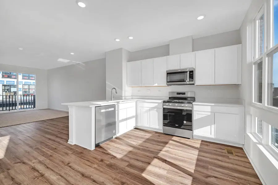 302 Summit Circle, Lombard, IL 60148 - Image #2