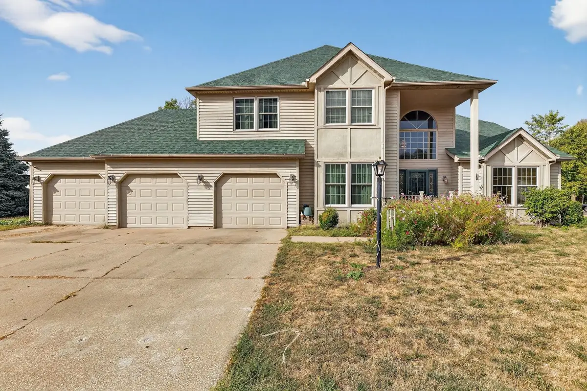 302 Jay Street, Savoy, IL 61874 - Image #1