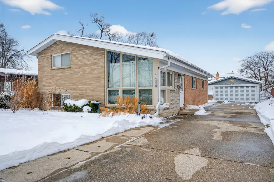 8516 W Normal Avenue, Niles, IL 60714 - Image #3