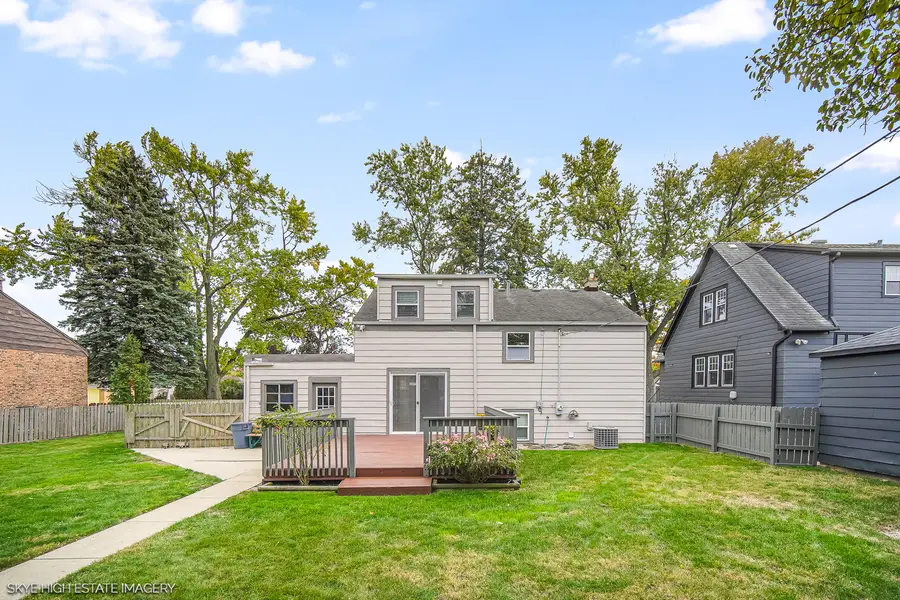 9018 Roach Avenue, Brookfield, IL 60513 - Image #2