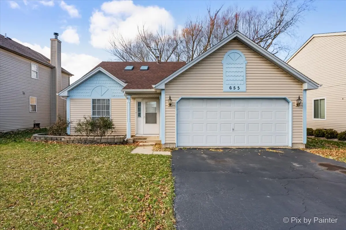 653 Hampton Circle, Elgin, IL 60120 - Image #1