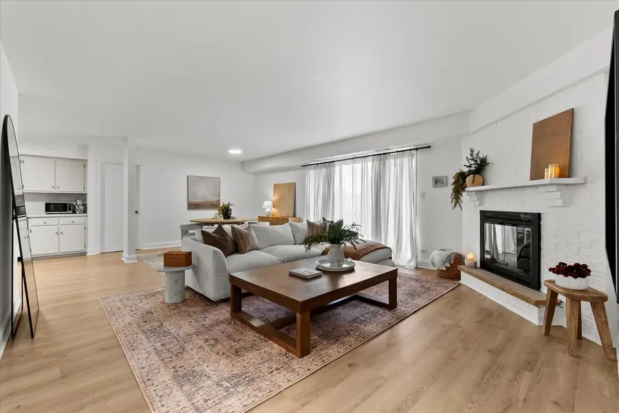 9051 S Roberts Road #310, Hickory Hills, IL 60457 - Image #2