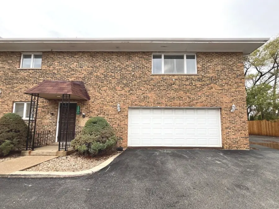 6632 W 95th Street #2C, Oak Lawn, IL 60453 - Image #2