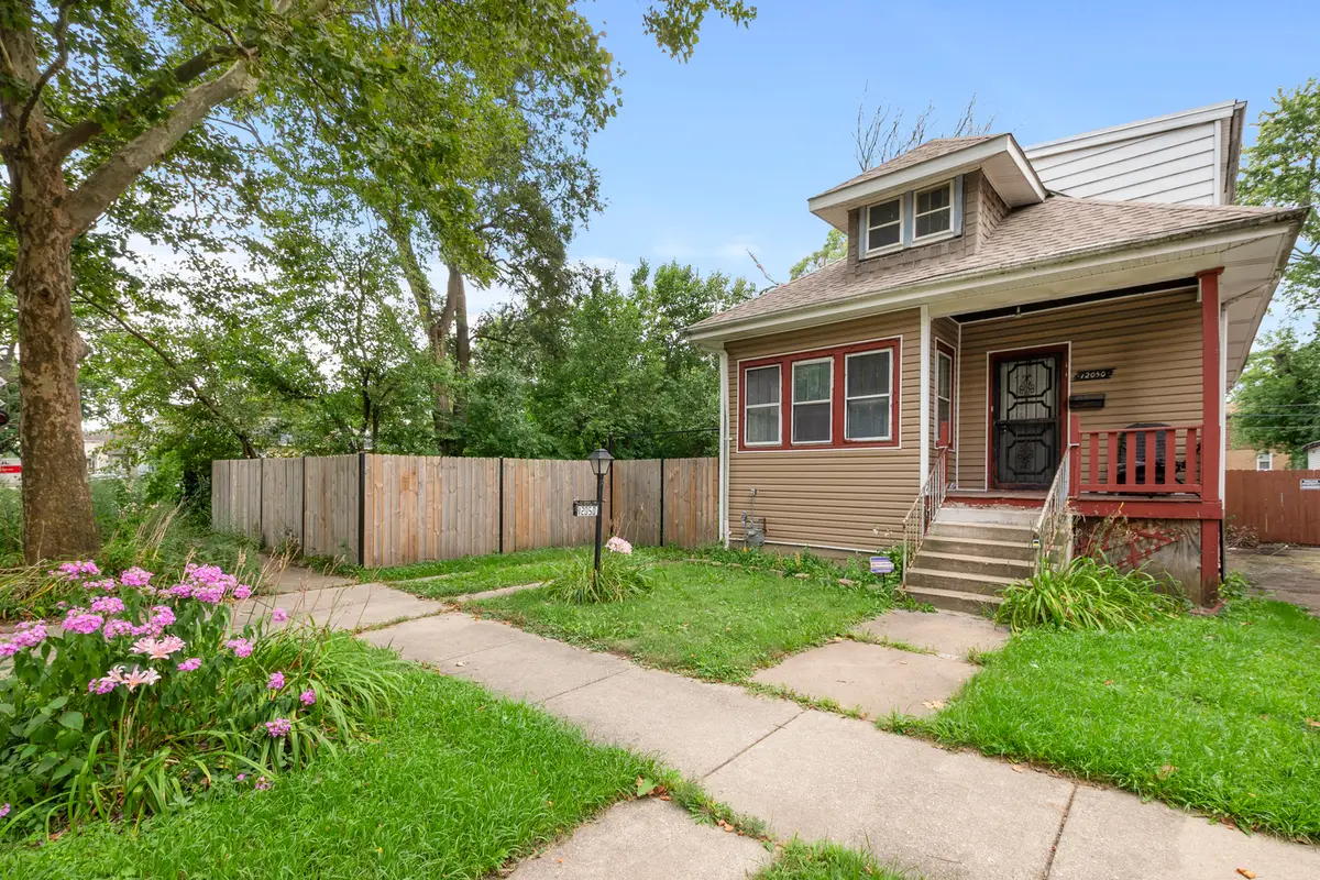 12050 S Yale Avenue, Chicago, IL 60628 - Image #1