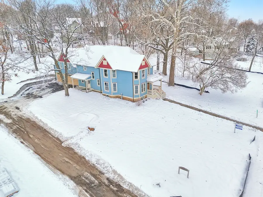 885 Geneva Road, Saint Charles, IL 60174 - Image #3