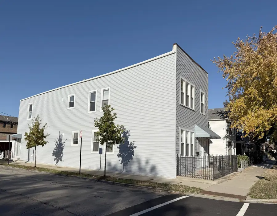 2982 S Lyman Street, Chicago, IL 60608 - Image #2