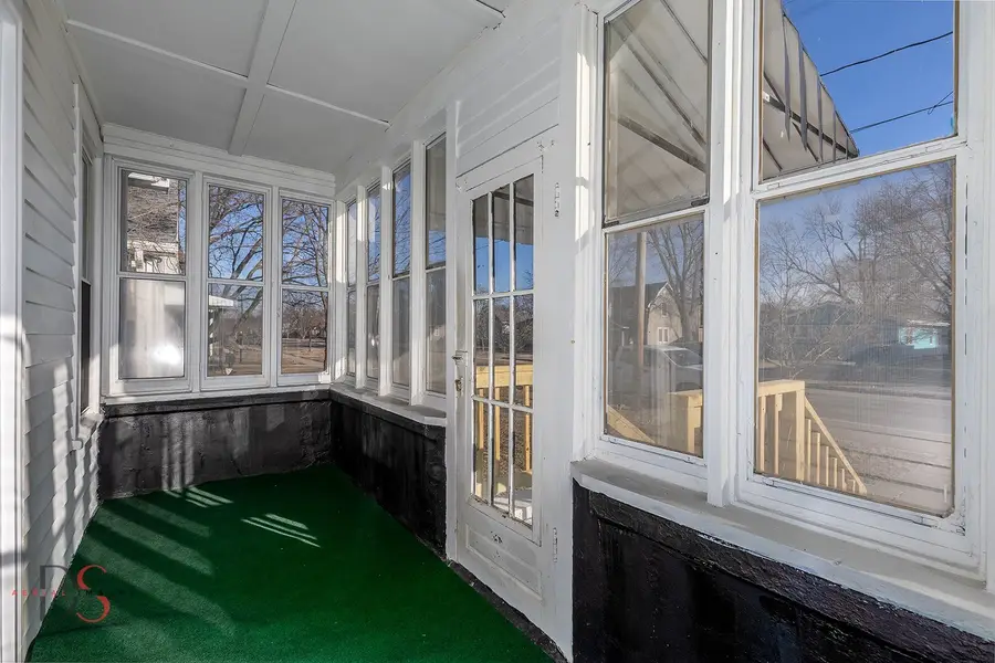 1428 W Main Street, Ottawa, IL 61350 - #3