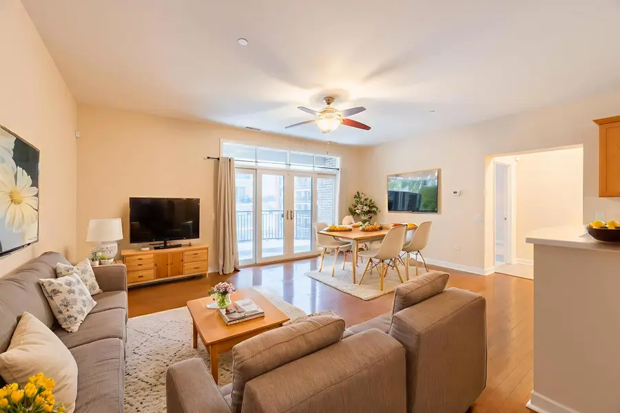 151 W Wing Street #301, Arlington Heights, IL 60005 - Image #3