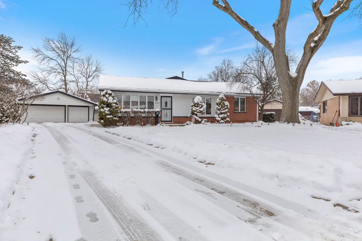 12954 Crescent Court, Crestwood, IL 60418 - Image #1
